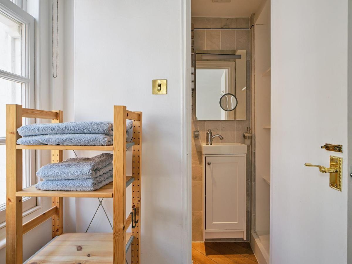 Stylish 3 Bedroom Town House London Eksteriør billede